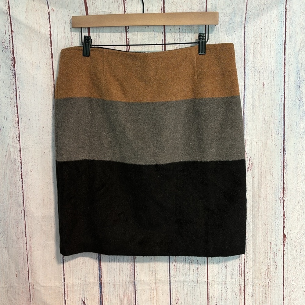 NWT Amanda & Chelsea Colorblock Wool Blend Skirt - Picture 2 of 7